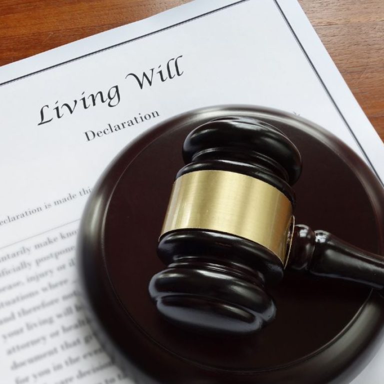 Living Will with a gavel